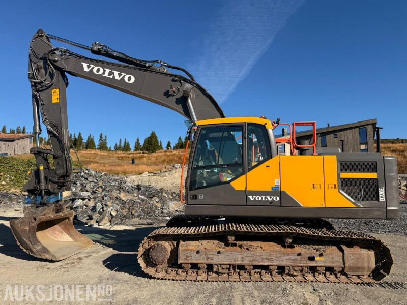 2022 Volvo EC220EL BELTEGRAVER ROTOTILT SERVICEHISTORIKK - Екскаватор: фото 1 2022 Volvo EC220EL BELTEGRAVER ROTOTILT SERVICEHISTORIKK - Екскаватор: фото 1