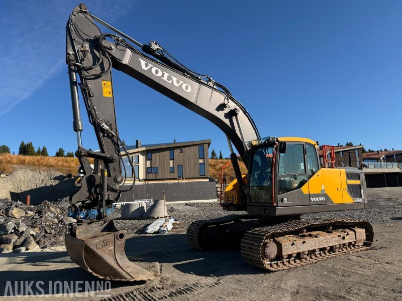 2022 Volvo EC220EL BELTEGRAVER ROTOTILT SERVICEHISTORIKK - Екскаватор: фото 1 2022 Volvo EC220EL BELTEGRAVER ROTOTILT SERVICEHISTORIKK - Екскаватор: фото 1