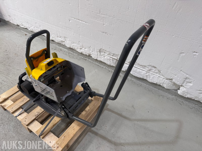 2022 Wacker Neuson APS1030e - 50 KG EL VIBROPLATE - Каток: фото 3 2022 Wacker Neuson APS1030e - 50 KG EL VIBROPLATE - Каток: фото 3
