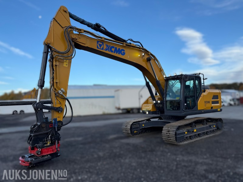 2023 XCMG XE260E gravemaskin, HK-feste, R8 rototilt med klype, LED-lyspakke, kamera - Екскаватор: фото 1 2023 XCMG XE260E gravemaskin, HK-feste, R8 rototilt med klype, LED-lyspakke, kamera - Екскаватор: фото 1