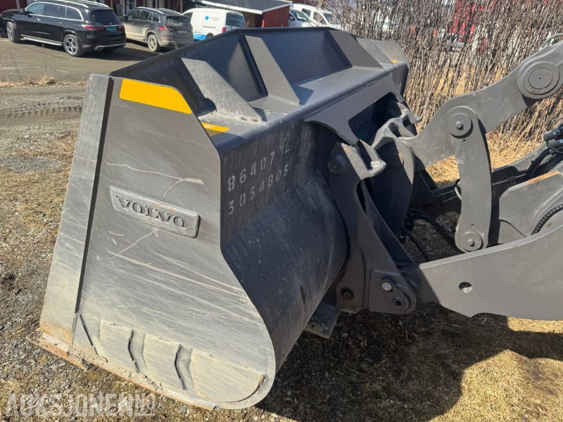 2024 Volvo L70H2 HJULLASTER MED SKUFFE, SETRALSMØRING, VEKT +++ KUN400 TIMER - Колісний навантажувач: фото 4 2024 Volvo L70H2 HJULLASTER MED SKUFFE, SETRALSMØRING, VEKT +++ KUN400 TIMER - Колісний навантажувач: фото 4