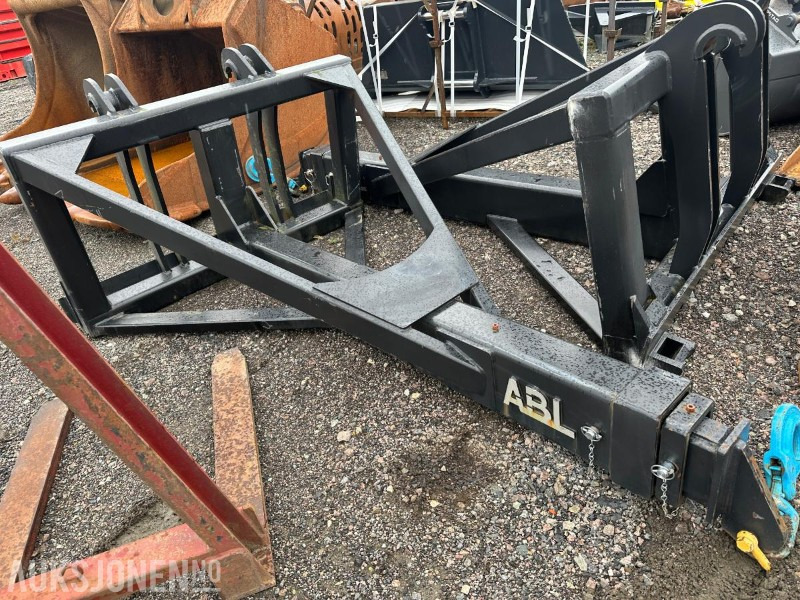 ABL Meget kraftig kranarm med CAT 972 / 982 Feste - Ubrukt og ny - Будівельне обладнання: фото 2 ABL Meget kraftig kranarm med CAT 972 / 982 Feste - Ubrukt og ny - Будівельне обладнання: фото 2