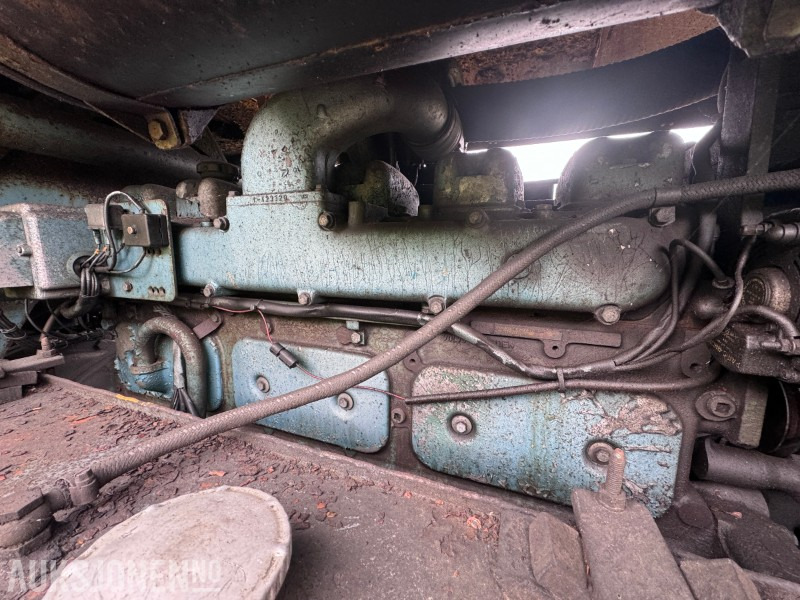 Будівельне обладнання AVA Kmpressor - Volvo Penta motor TD 120 A - 17 m3 - På krokramme: фото 14