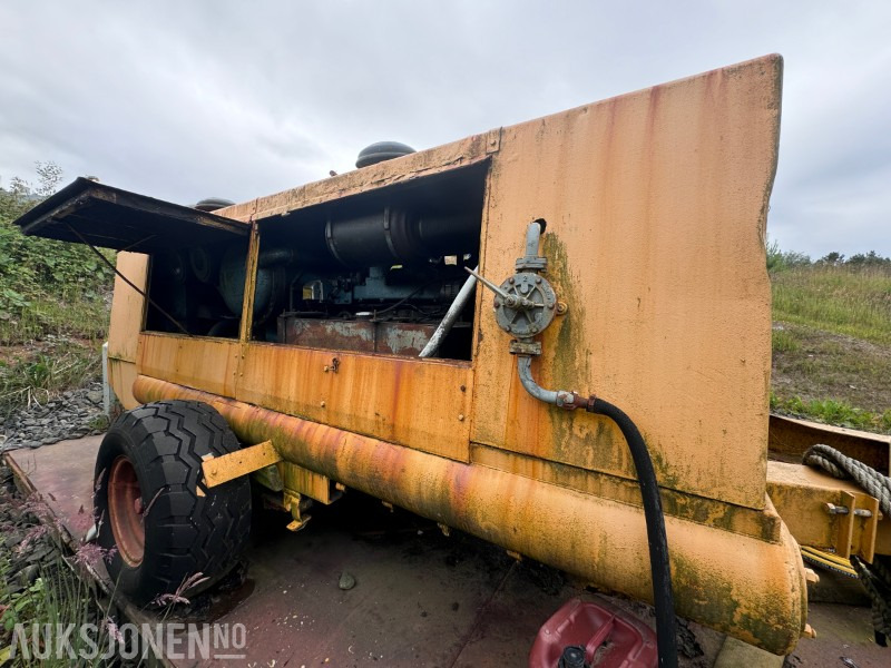 AVA Kompressor - Volvo Penta motor TD 120 A - 13 m3 - På krokramme - Будівельне обладнання: фото 2 AVA Kompressor - Volvo Penta motor TD 120 A - 13 m3 - På krokramme - Будівельне обладнання: фото 2