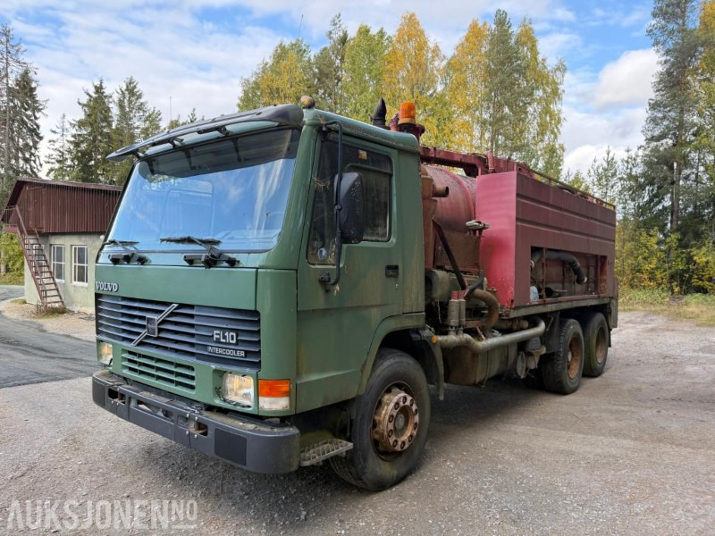 1986 Volvo FL10 Intercooler 6x2 med Müller Umwelttechnik slamsuger/spylepåbygg - Комунальна/ Спеціальна техніка: фото 1 1986 Volvo FL10 Intercooler 6x2 med Müller Umwelttechnik slamsuger/spylepåbygg - Комунальна/ Спеціальна техніка: фото 1