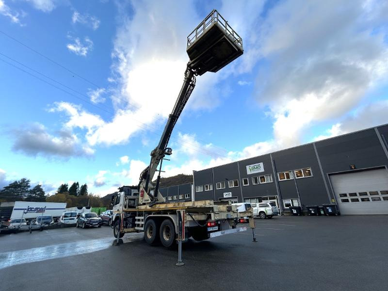 2013 Volvo FMX 370 6X4 med NORMET Esslift 1000 plattform / korg - nylig EU godkjent - Комунальна/ Спеціальна техніка: фото 4 2013 Volvo FMX 370 6X4 med NORMET Esslift 1000 plattform / korg - nylig EU godkjent - Комунальна/ Спеціальна техніка: фото 4