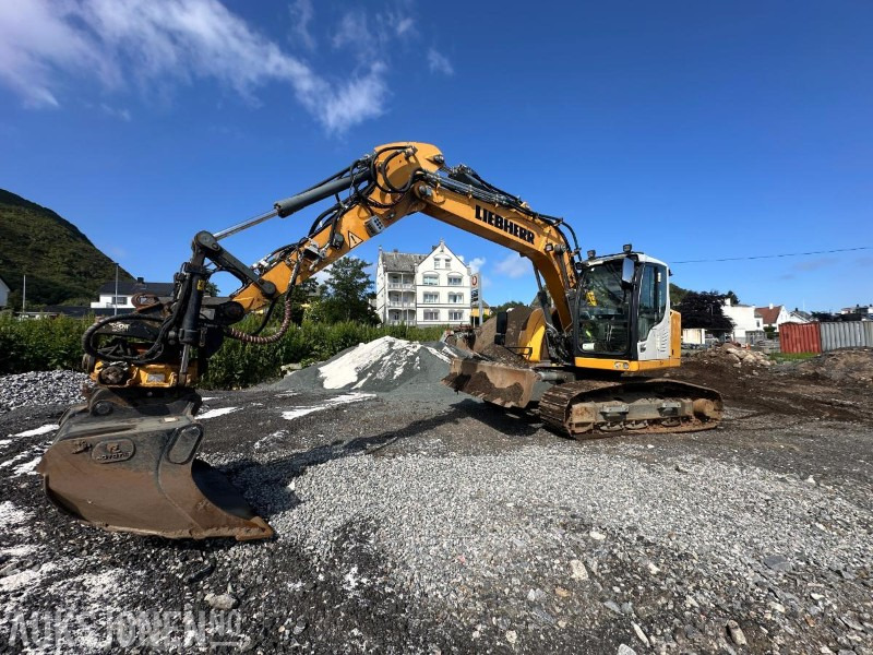Liebherr R914 STD Compact Litronic Beltegraver - 2932 Timer - Sentralsmøring - Novatron 3D GPS - 4 Skuffer - Екскаватор: фото 1 Liebherr R914 STD Compact Litronic Beltegraver - 2932 Timer - Sentralsmøring - Novatron 3D GPS - 4 Skuffer - Екскаватор: фото 1