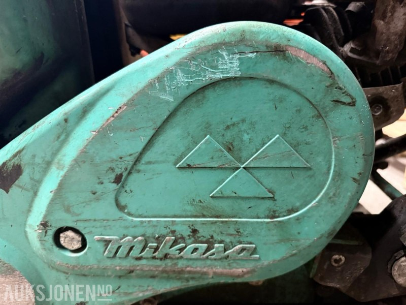 Каток Mikasa Vibroplate / platekomprimator – bensindrevet: фото 9