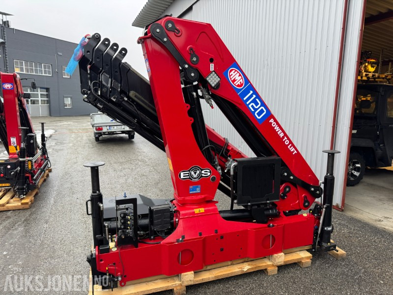 Вантажівка з маніпулятором NY HMF 1120-RCS-K5 kran med fjenkontroll og uttak for grabb og rotator: фото 1