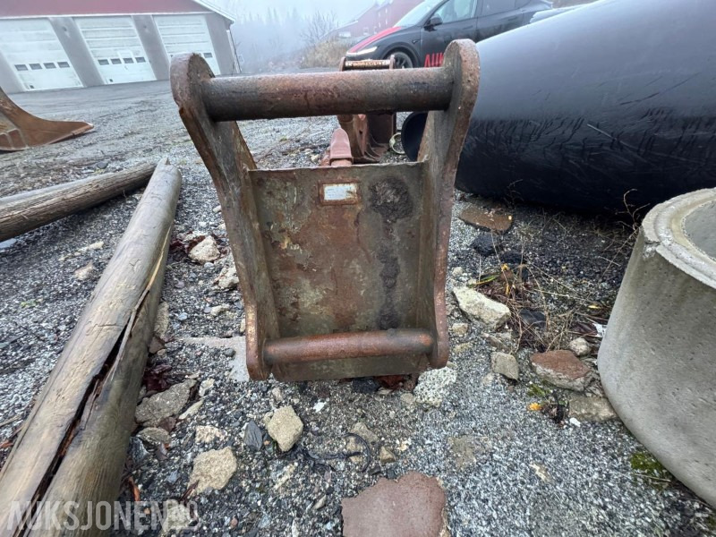 2012 SMP rippertann – S70 feste - Навісне обладнання в категорії Будівельна техніка: фото 4 2012 SMP rippertann – S70 feste - Навісне обладнання в категорії Будівельна техніка: фото 4