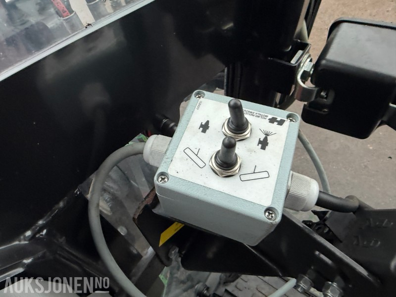 Навісне обладнання в категорії Будівельна техніка 2024 Holms SL200 Kost med styring: фото 27