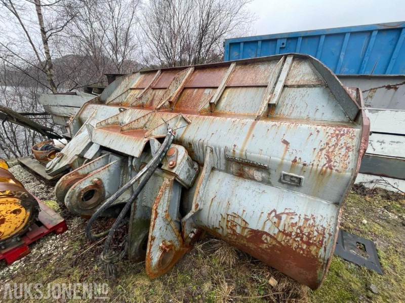 Навісне обладнання в категорії Будівельна техніка Hardox buckets hydraulisk sidetipp skuff, stått på Doosan 550 hjullaster.: фото 1