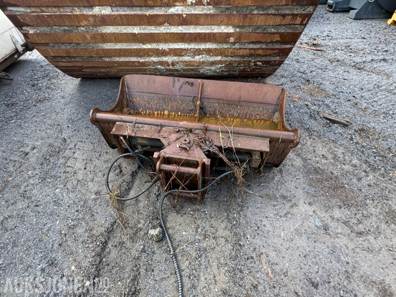 Hydraulisk pusseskuffe S40 - Навісне обладнання в категорії Будівельна техніка: фото 1 Hydraulisk pusseskuffe S40 - Навісне обладнання в категорії Будівельна техніка: фото 1