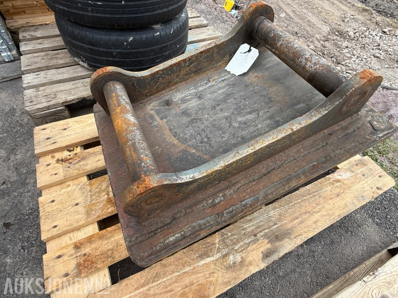 S60 Adapterplate - Навісне обладнання в категорії Будівельна техніка: фото 3 S60 Adapterplate - Навісне обладнання в категорії Будівельна техніка: фото 3