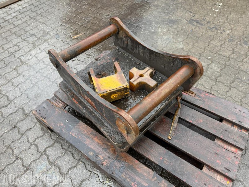 S70 feste - Навісне обладнання в категорії Будівельна техніка: фото 2 S70 feste - Навісне обладнання в категорії Будівельна техніка: фото 2