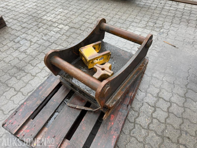 S70 feste - Навісне обладнання в категорії Будівельна техніка: фото 3 S70 feste - Навісне обладнання в категорії Будівельна техніка: фото 3