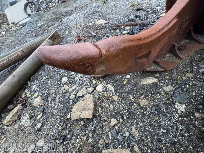 SE Equipment rippertann – S70 feste - Навісне обладнання в категорії Будівельна техніка: фото 3 SE Equipment rippertann – S70 feste - Навісне обладнання в категорії Будівельна техніка: фото 3