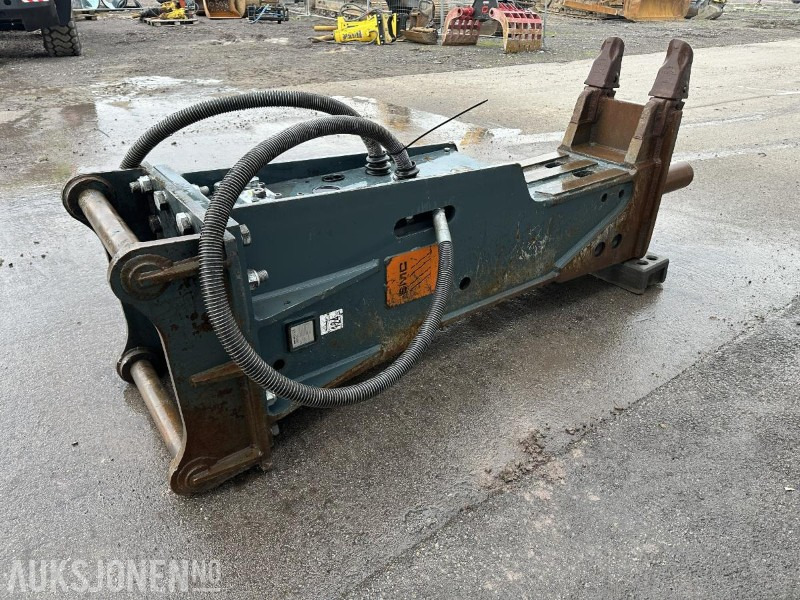 SMC Pigghammer XE3500 S80 - Навісне обладнання в категорії Будівельна техніка: фото 4 SMC Pigghammer XE3500 S80 - Навісне обладнання в категорії Будівельна техніка: фото 4