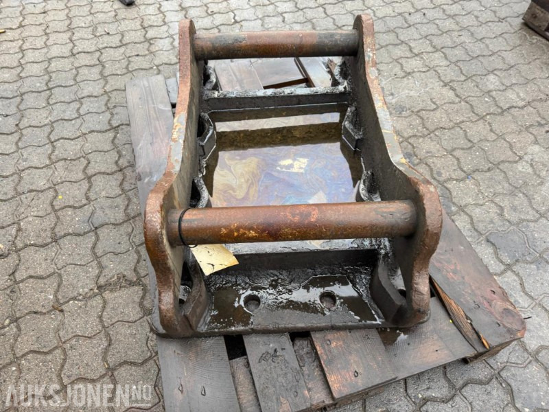 SMP S70 feste - Навісне обладнання в категорії Будівельна техніка: фото 5 SMP S70 feste - Навісне обладнання в категорії Будівельна техніка: фото 5