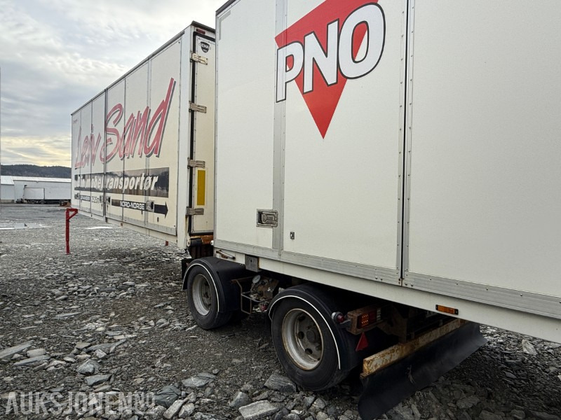 2007 Parator VX 15-20 Link - Причіп: фото 5 2007 Parator VX 15-20 Link - Причіп: фото 5