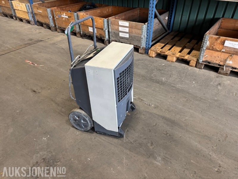 Dantherm CDT 40 avfukter - 230V - Промислове обладнання: фото 3 Dantherm CDT 40 avfukter - 230V - Промислове обладнання: фото 3