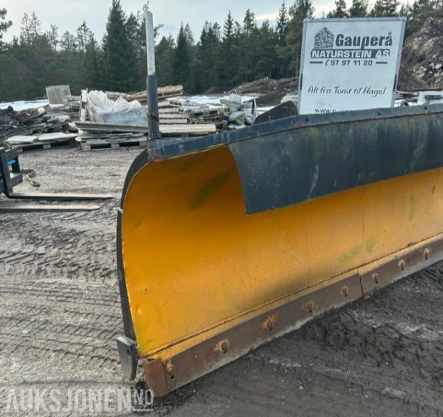 1988 Tellefsdal P3000 Kommunalblad - Сільськогосподарська техніка: фото 2 1988 Tellefsdal P3000 Kommunalblad - Сільськогосподарська техніка: фото 2