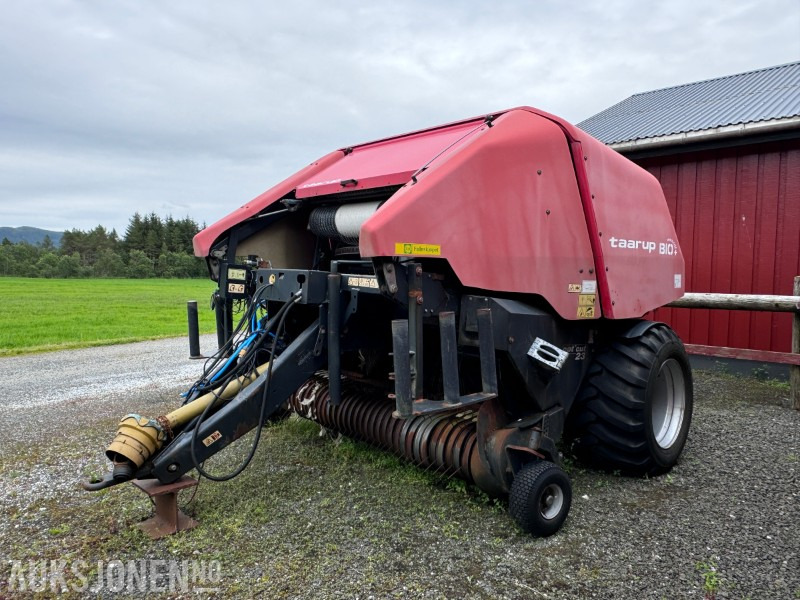 2006 Kverneland Taarup BIO Rundballepresse Opticut 23 - Сільськогосподарська техніка: фото 1 2006 Kverneland Taarup BIO Rundballepresse Opticut 23 - Сільськогосподарська техніка: фото 1