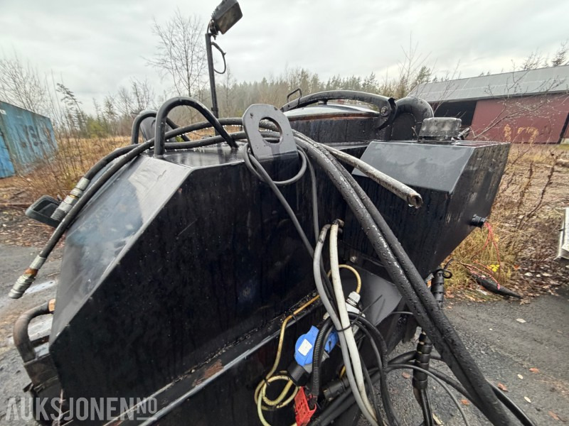 Сільськогосподарська техніка 2017 Swemco C800TU Traktorsprøyte: фото 15