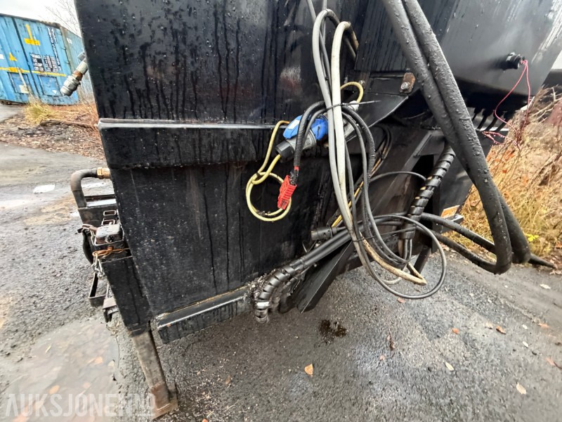 Сільськогосподарська техніка 2017 Swemco C800TU Traktorsprøyte: фото 13