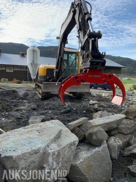 Dyrskun 2025 - Dalagripen DGE 12 med Vribart S40 - Сільськогосподарська техніка: фото 3 Dyrskun 2025 - Dalagripen DGE 12 med Vribart S40 - Сільськогосподарська техніка: фото 3