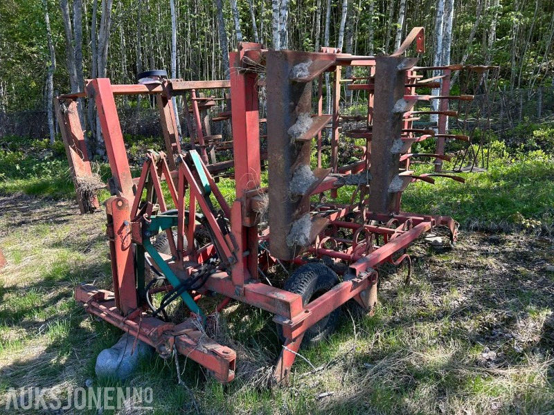 Kverneland Harv 4 meter - Сільськогосподарська техніка: фото 1 Kverneland Harv 4 meter - Сільськогосподарська техніка: фото 1
