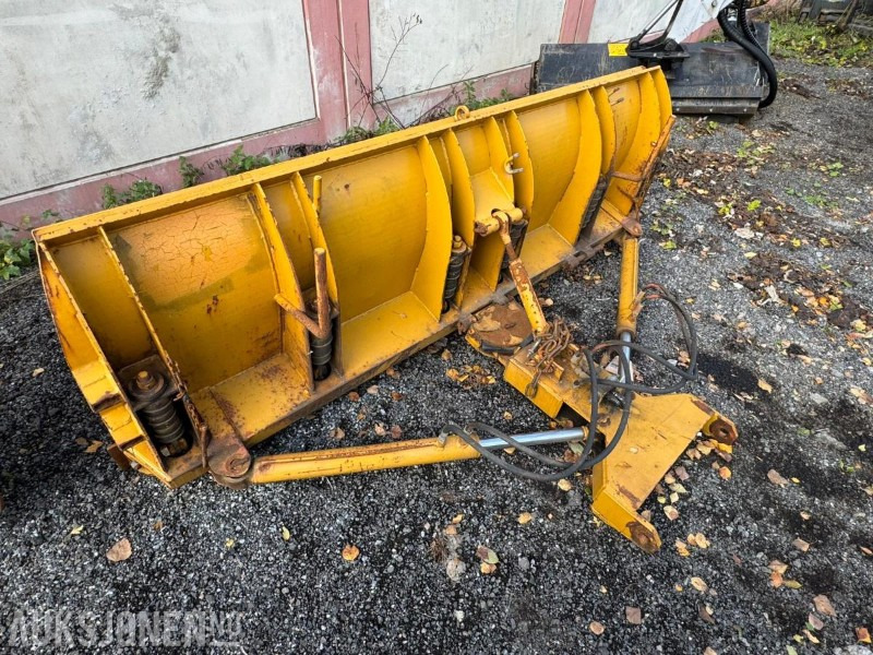 VK skjær / brøyteskjær med hydraulisk sving og fjærutløser - Сільськогосподарська техніка: фото 4 VK skjær / brøyteskjær med hydraulisk sving og fjærutløser - Сільськогосподарська техніка: фото 4