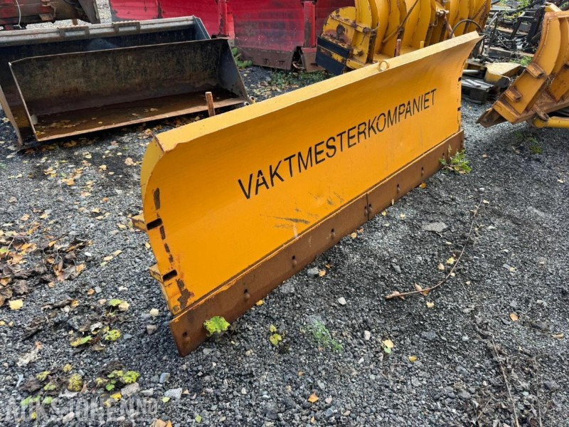 VK skjær / brøyteskjær med hydraulisk sving og fjærutløser - Сільськогосподарська техніка: фото 2 VK skjær / brøyteskjær med hydraulisk sving og fjærutløser - Сільськогосподарська техніка: фото 2