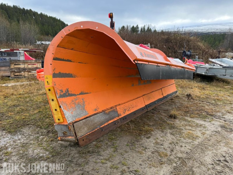 2014 Tellefsdal SL 3700 Kasteplog – Norskprodusert - Вантажівка: фото 1 2014 Tellefsdal SL 3700 Kasteplog – Norskprodusert - Вантажівка: фото 1