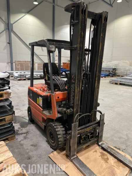 1995 Toyota 7FBMF Elektrisk motvektstruck, 6197 timer - Вантажно-розвантажувальна техніка: фото 2 1995 Toyota 7FBMF Elektrisk motvektstruck, 6197 timer - Вантажно-розвантажувальна техніка: фото 2