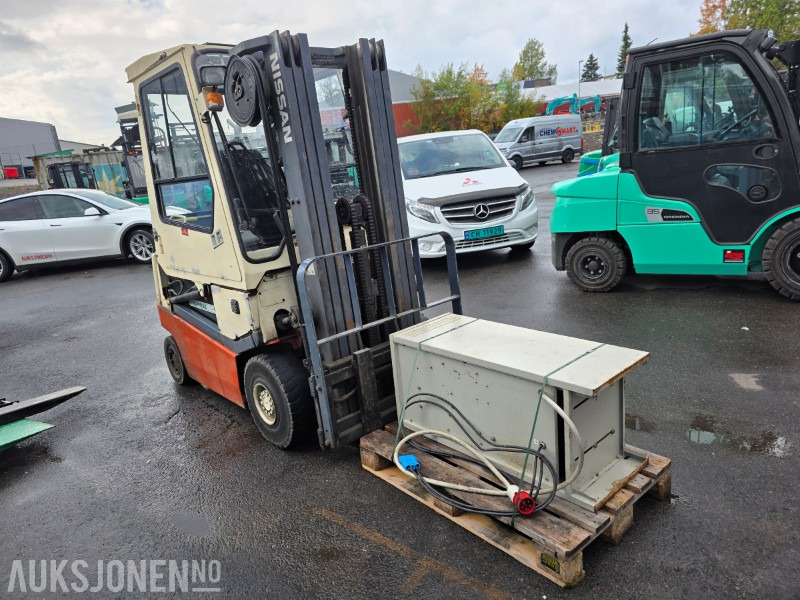 1998 Nissan Q02L25U truck 2,5 T - Вантажно-розвантажувальна техніка: фото 2 1998 Nissan Q02L25U truck 2,5 T - Вантажно-розвантажувальна техніка: фото 2