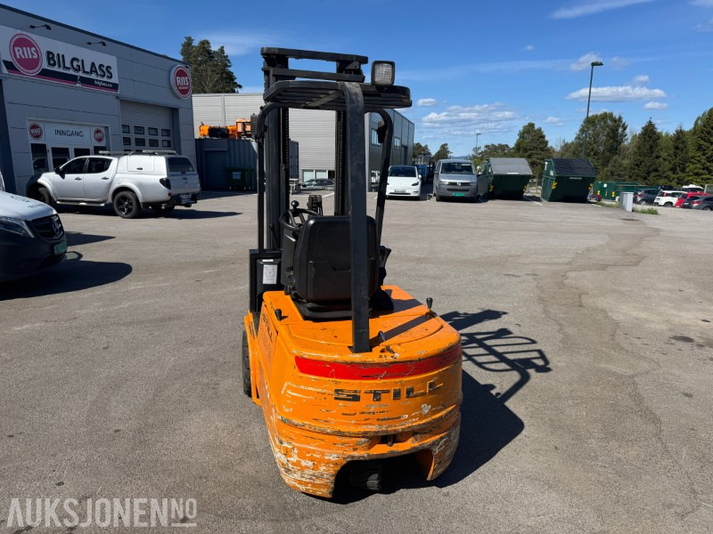 2002 Still R50-15 Elektrisk gaffeltruck - motvektstruck - Вантажно-розвантажувальна техніка: фото 4 2002 Still R50-15 Elektrisk gaffeltruck - motvektstruck - Вантажно-розвантажувальна техніка: фото 4