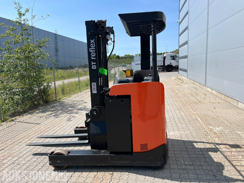 Skyvemasstruck BT RRE140 B m/lader - Вантажно-розвантажувальна техніка: фото 1 Skyvemasstruck BT RRE140 B m/lader - Вантажно-розвантажувальна техніка: фото 1