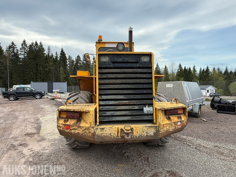 Volvo L120 Hjullaster - 4x4 - Gjerstad 2900L skuff - Nylig byttet dekk - Vekt montert - Колісний навантажувач: фото 5 Volvo L120 Hjullaster - 4x4 - Gjerstad 2900L skuff - Nylig byttet dekk - Vekt montert - Колісний навантажувач: фото 5