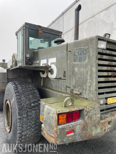 Volvo L120B hjullaster 1999 - Колісний навантажувач: фото 5 Volvo L120B hjullaster 1999 - Колісний навантажувач: фото 5