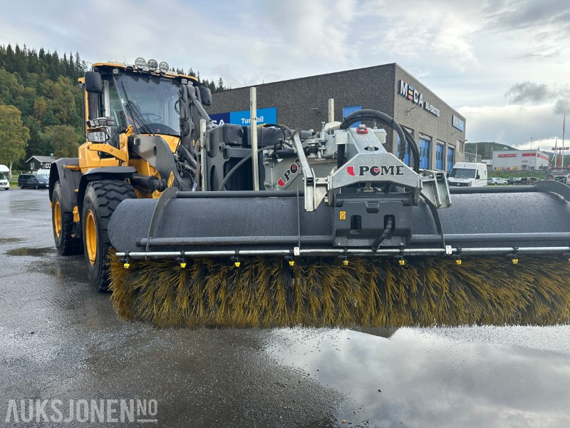 Volvo L90H HJULLASTER MED MYE UTSTYR - 7247 TIMER - Колісний навантажувач: фото 4 Volvo L90H HJULLASTER MED MYE UTSTYR - 7247 TIMER - Колісний навантажувач: фото 4