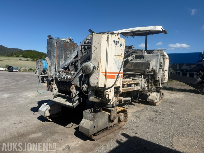 Wirtgen SP25 Glidestøpemaskin - 11688 Arbeidstimer - 118kW/158HP - Будівельне обладнання: фото 1 Wirtgen SP25 Glidestøpemaskin - 11688 Arbeidstimer - 118kW/158HP - Будівельне обладнання: фото 1