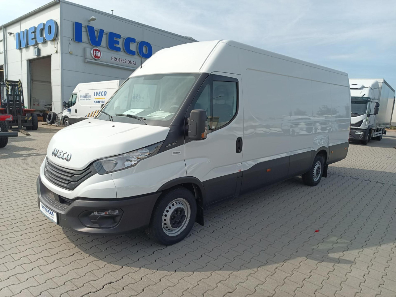 IVECO Daily 35 S 16 V - Суцільнометалевий фургон: фото 1 IVECO Daily 35 S 16 V - Суцільнометалевий фургон: фото 1