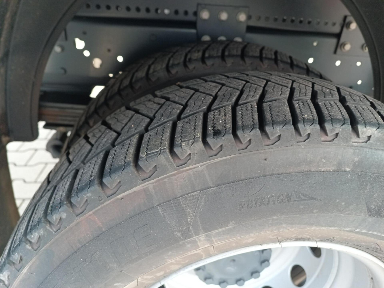 IVECO Daily 70C18A8 - Фургон з закритим кузовом: фото 2 IVECO Daily 70C18A8 - Фургон з закритим кузовом: фото 2