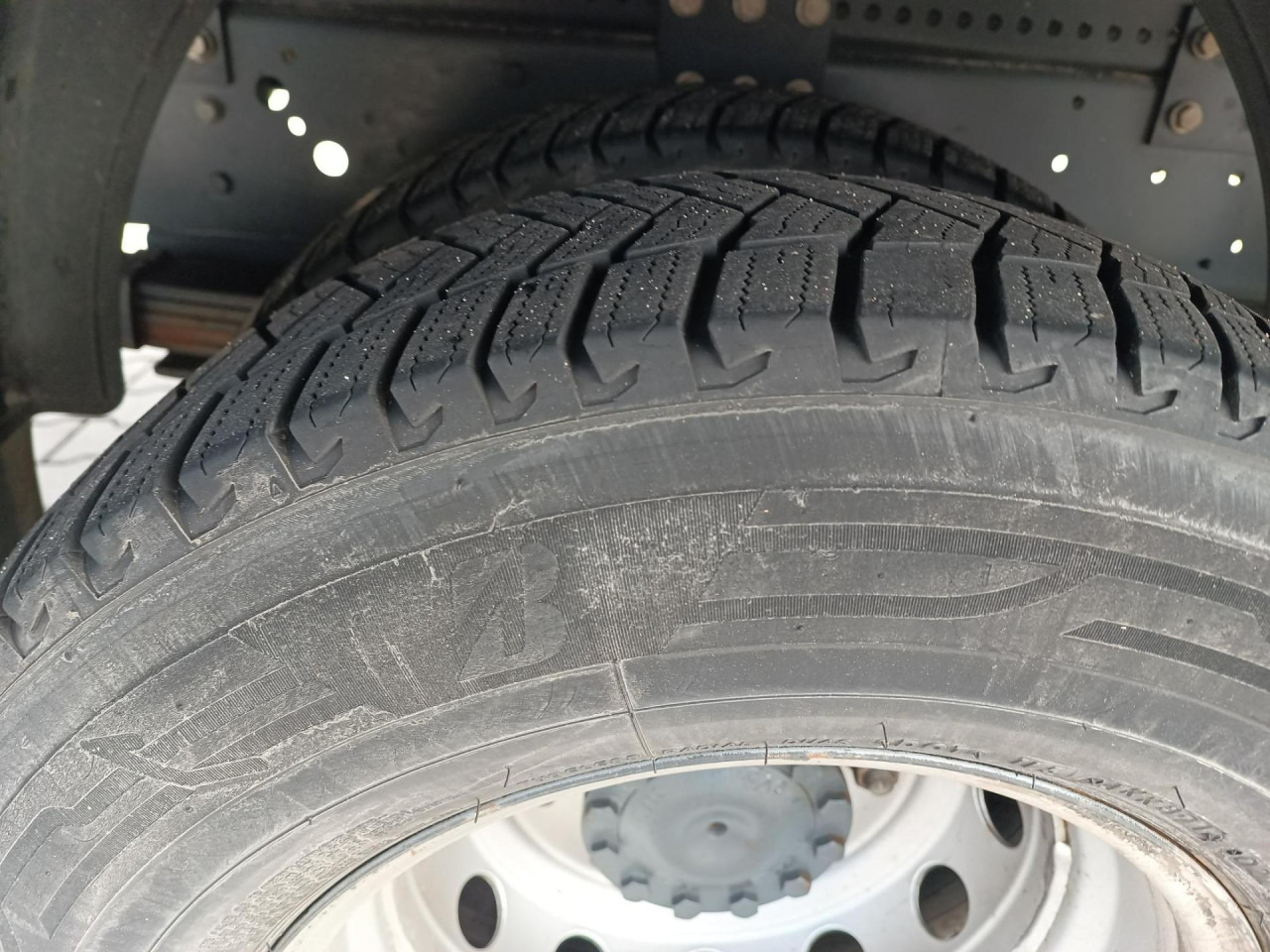 IVECO Daily 70C18A8 - Фургон з закритим кузовом: фото 2 IVECO Daily 70C18A8 - Фургон з закритим кузовом: фото 2