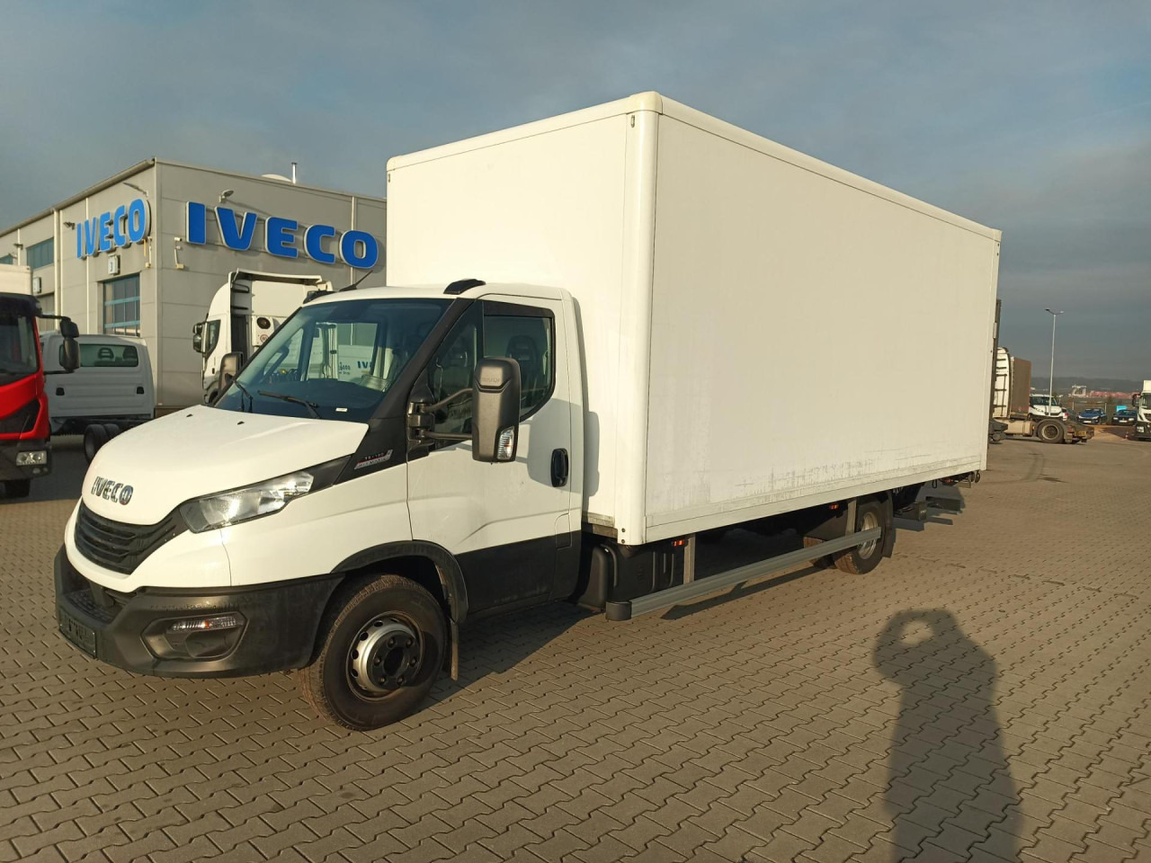 IVECO Daily 70C18A8/P - Фургон з закритим кузовом: фото 1 IVECO Daily 70C18A8/P - Фургон з закритим кузовом: фото 1