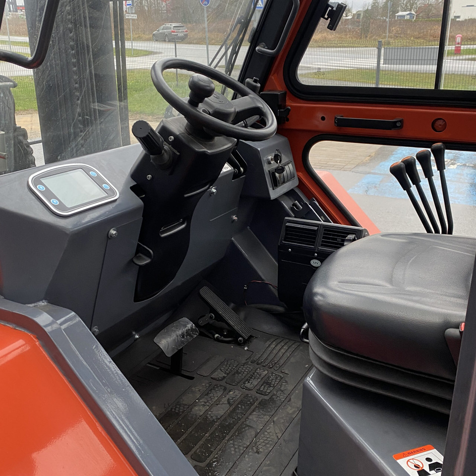 Goodsense RTD35 4WD - Навантажувач підвищеної прохідності: фото 4 Goodsense RTD35 4WD - Навантажувач підвищеної прохідності: фото 4