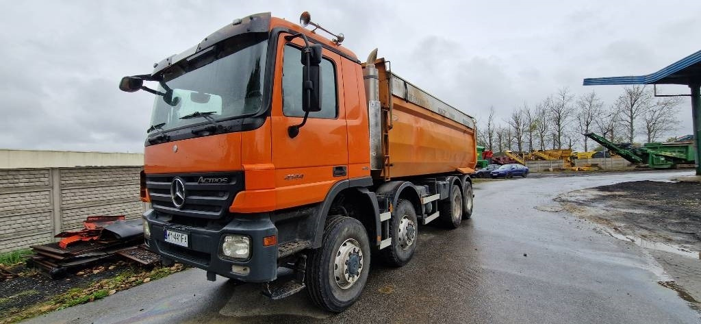 Mercedes-Benz Actros 4144 - Самоскид вантажівка: фото 2 Mercedes-Benz Actros 4144 - Самоскид вантажівка: фото 2