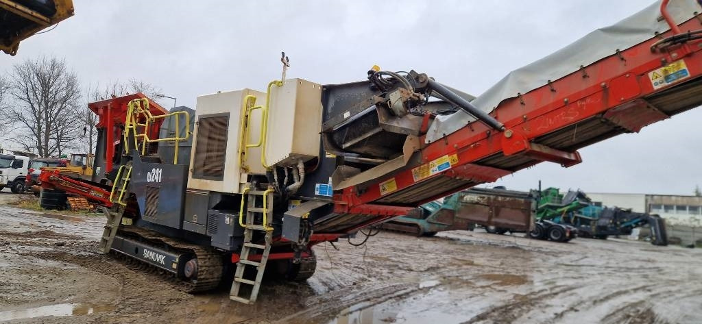 Мобільна дробарка Sandvik QJ 241: фото 6