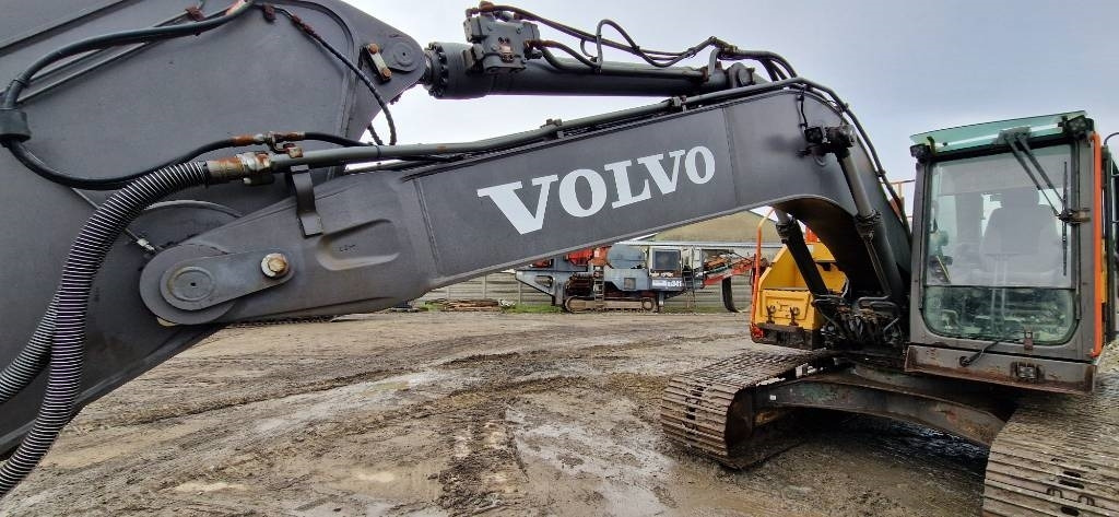 Гусеничний екскаватор Volvo EC 220EL: фото 29
